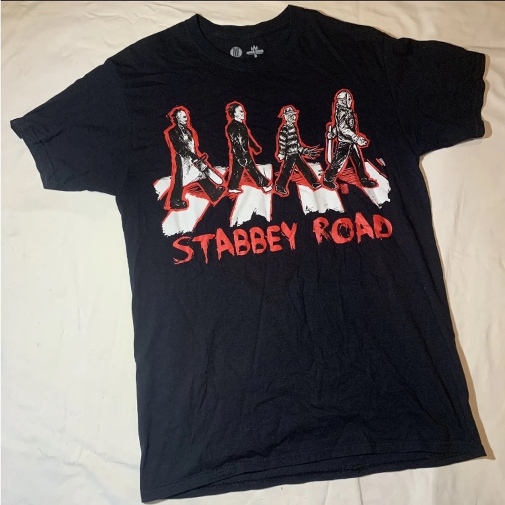 Halloween T Shirt Stabbey Road Michael Myers Jason Vorhees Freddy Size M